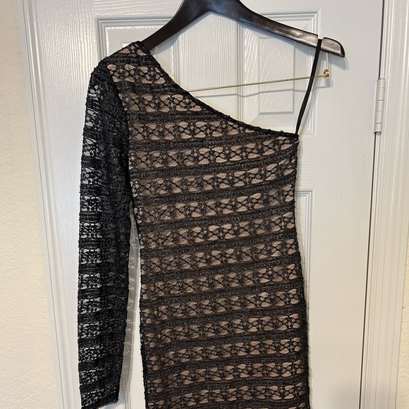 Bebe (Small) single sleeve dress.Sleeve see-through. black mesh w/tan lining. - Picture 6 of 9